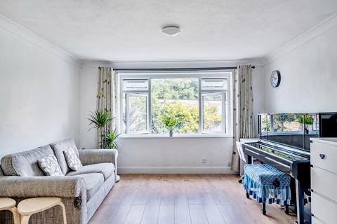 4, Terry Court Clyde Road, Wallington, SM6 8QA