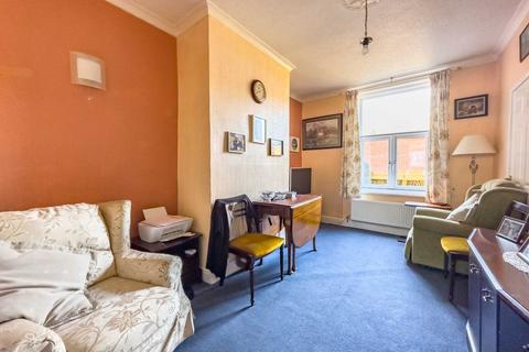 2 bedroom semi-detached house for sale, Bradford Road, Batley