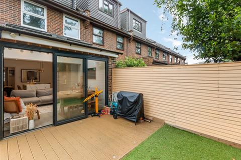 undefined, Waldeck Road, Chiswick W4