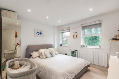 3 bedroom end of terrace house for sale, Waldeck Road, Chiswick W4