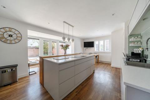 3 Benham Road, Basingstoke, RG24 9TJ