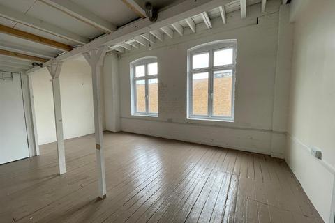 Property to rent, Darnley Road, Hackney, London
