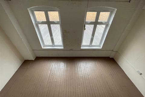 Property to rent, Darnley Road, Hackney, London