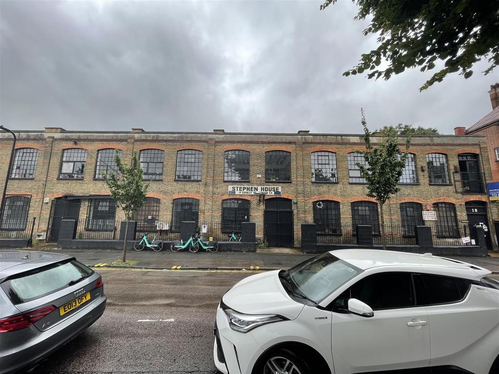 1b Darnley Rd  (14).jpg