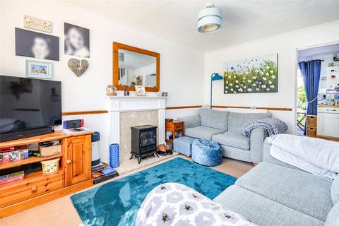15 Allee Drive, Liphook, GU30 7YD