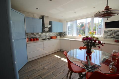 73 Fallindale Road, Birmingham, B26 3YR