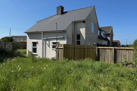 North Avenue, Kenfig Hill CF33