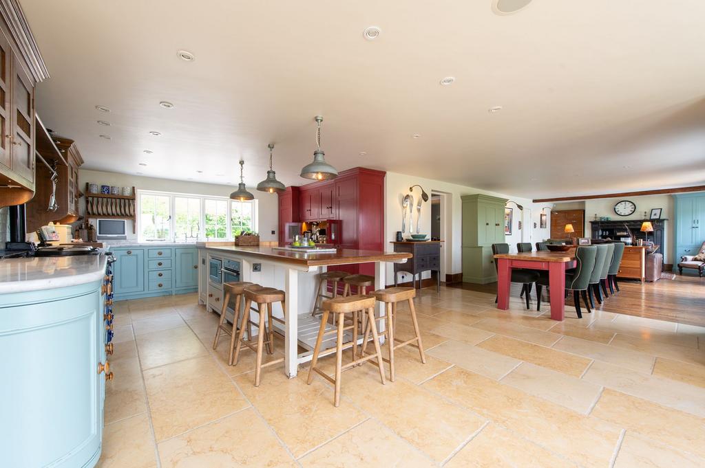 Kitchen/sitting/breakfast room
