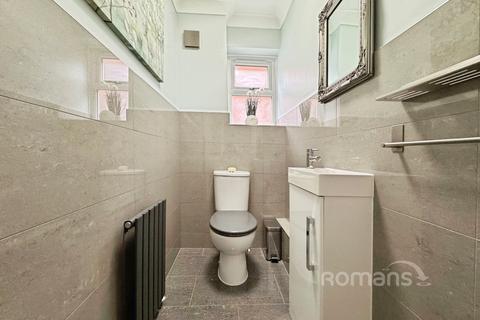 154 Roman Road, Basingstoke, RG23 8HG