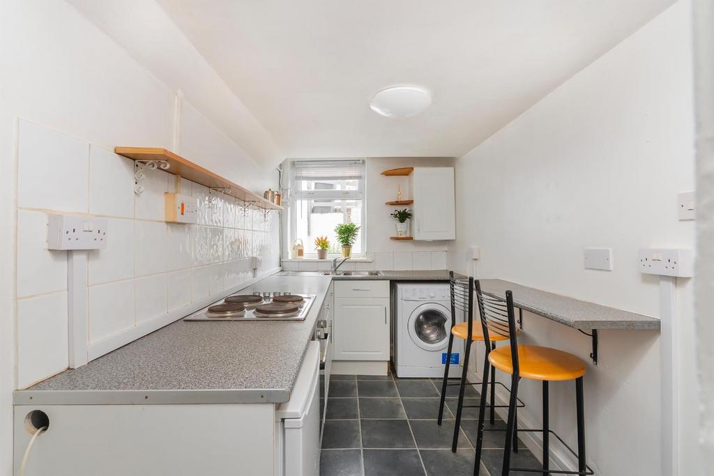 DAORSEKULTSA36 FG - Kitchen C.jpg