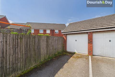 4 bedroom terraced house for sale, Felton Close, Stafford ST17