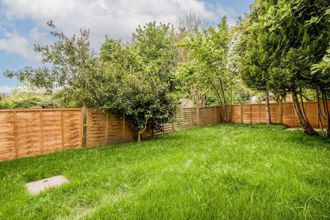 Flat E, 10 Cumberland Park, London, W3 6SY