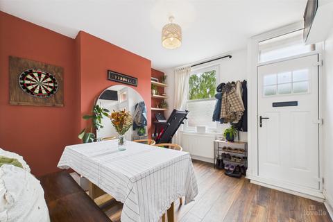 23 Barrow Road, Barton-upon-humber, DN18 6AA