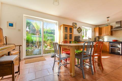 5 Hounster Drive, Millbrook, Torpoint, PL10 1BZ