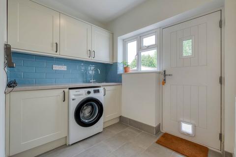 63 Meadow Road, Catshill, Bromsgrove, B61 0JJ
