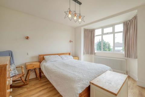 63 Meadow Road, Catshill, Bromsgrove, B61 0JJ
