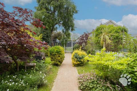 52 Beeleigh Cross, Basildon, SS14 2RN