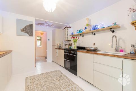 52 Beeleigh Cross, Basildon, SS14 2RN