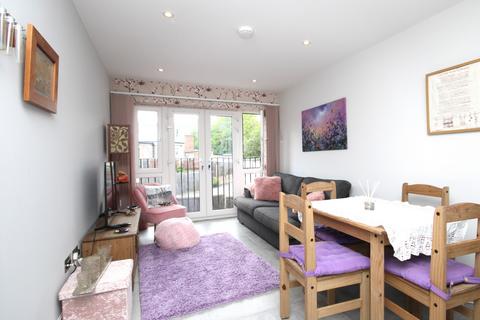 1 bedroom flat to rent, Brandon House, Claybury, Bushey, WD23