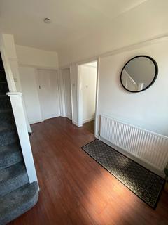 3 bedroom semi-detached house to rent, Parkstone Road, Leicester