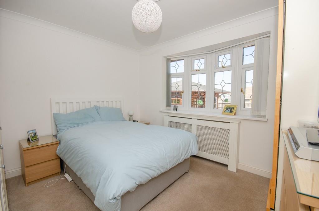 Bedroom 1.jpg