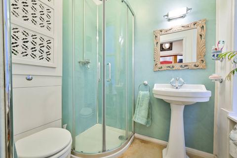 2 bedroom flat for sale, Ridgmount Gardens, WC1E, Bloomsbury, London, WC1E