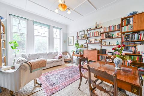 2 bedroom flat for sale, Ridgmount Gardens, WC1E, Bloomsbury, London, WC1E
