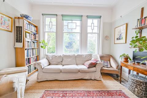 2 bedroom flat for sale, Ridgmount Gardens, WC1E, Bloomsbury, London, WC1E