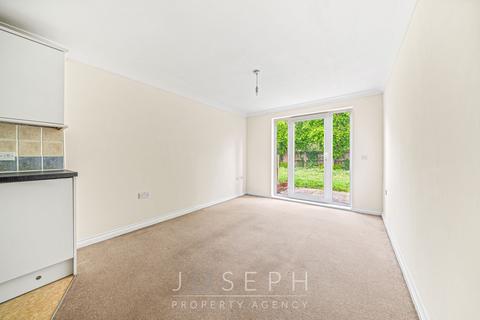 5 Lime Tree Place, Ipswich, IP1 5FA