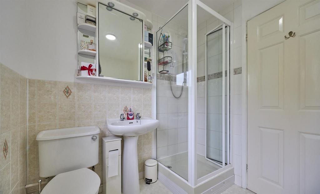 En Suite Bathroom