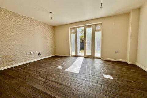3 bedroom house for sale, Uppingham Gardens, Leeds