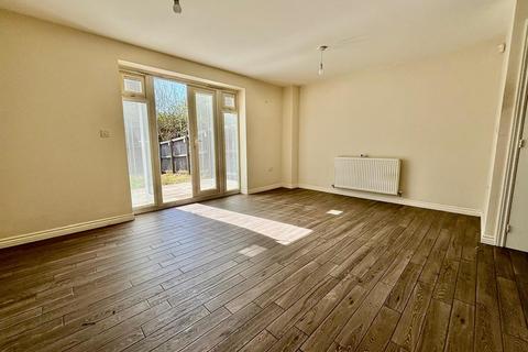 3 bedroom house for sale, Uppingham Gardens, Leeds