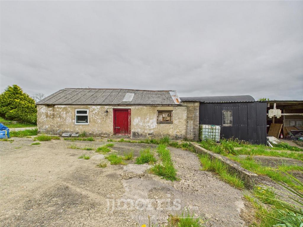 CAM02878 G0-PR0026-STILL027.jpg