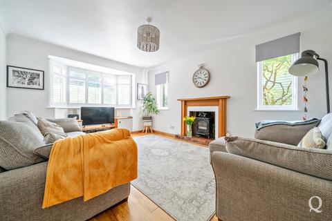 5 bedroom detached house for sale, Stockers Hill, Rodmersham, Sittingbourne, Kent, ME9