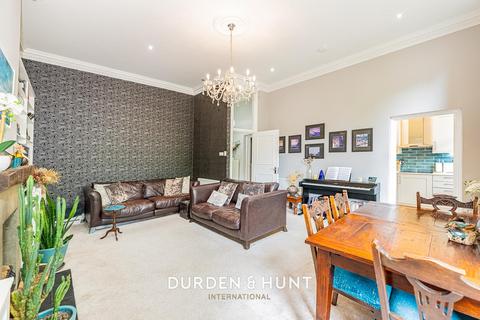 2 bedroom apartment for sale, Hermon Hill, Wanstead E11
