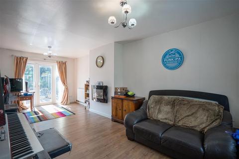 23 Chelmsley Grove, Birmingham, B33 0EU