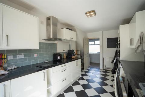 23 Chelmsley Grove, Birmingham, B33 0EU