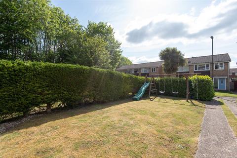 13 Juniper Walk, Shoreham-by-sea, BN43 6JE