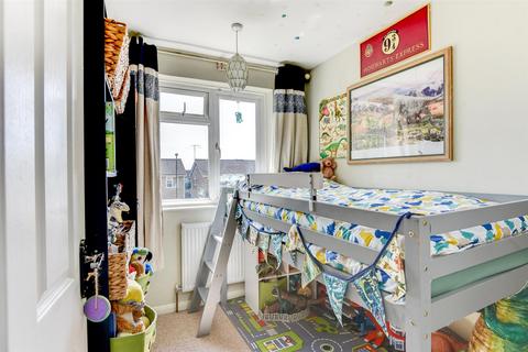 13 Juniper Walk, Shoreham-by-sea, BN43 6JE