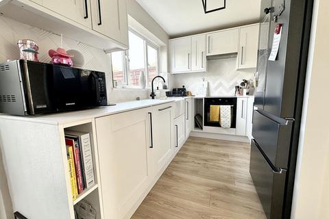 19 Pelham Close, Peacehaven, BN10 8BW