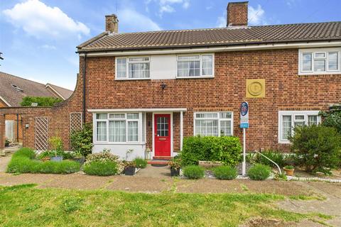 Douglas Road, Esher