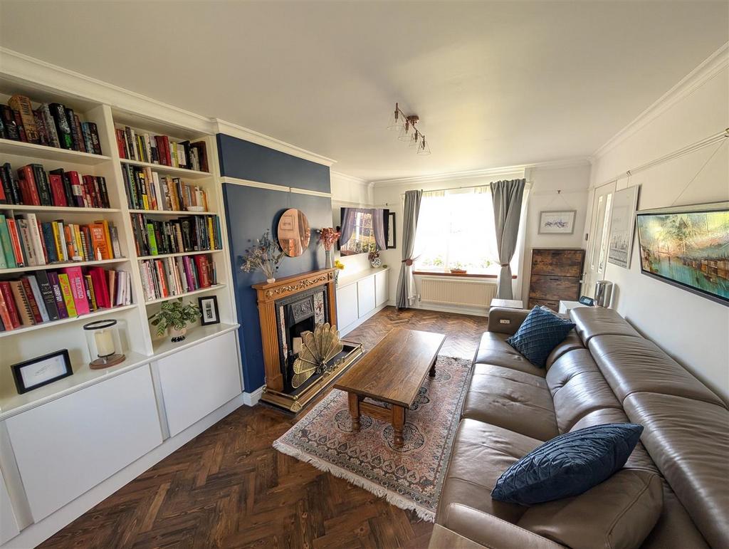 Living room, fireplace