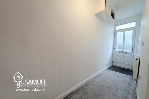 undefined, Aberdare Road, Mountain Ash