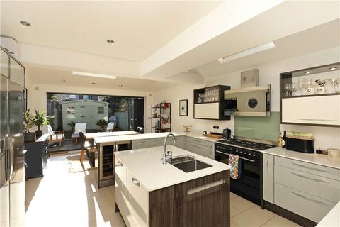 14 Milton Road, London, SW19 8SE