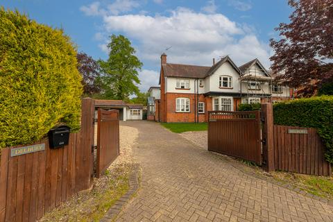 4 bedroom semi-detached house for sale, Forest Drive, Kirby Muxloe, LE9