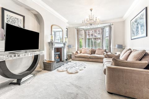 Delbury Forest Drive, Kirby Muxloe, Leicester, LE9 2EA