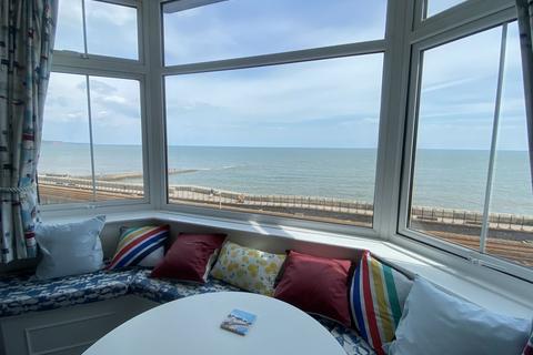 2 bedroom flat for sale, Marine Parade, Dawlish, EX7