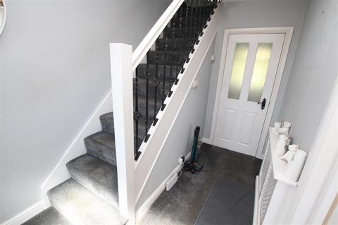 12 Moorside Close, Bradford, BD2 3HJ