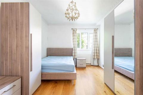 1 bedroom flat to rent, Leinster Gardens, London W2