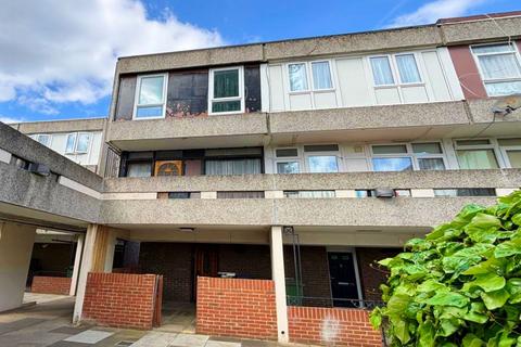 77 Mangold Way, Erith, DA18 4DA